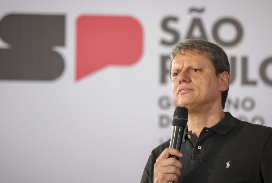tarcisio-de-freitas-defende-dialogo-entre-lula-e-trump
