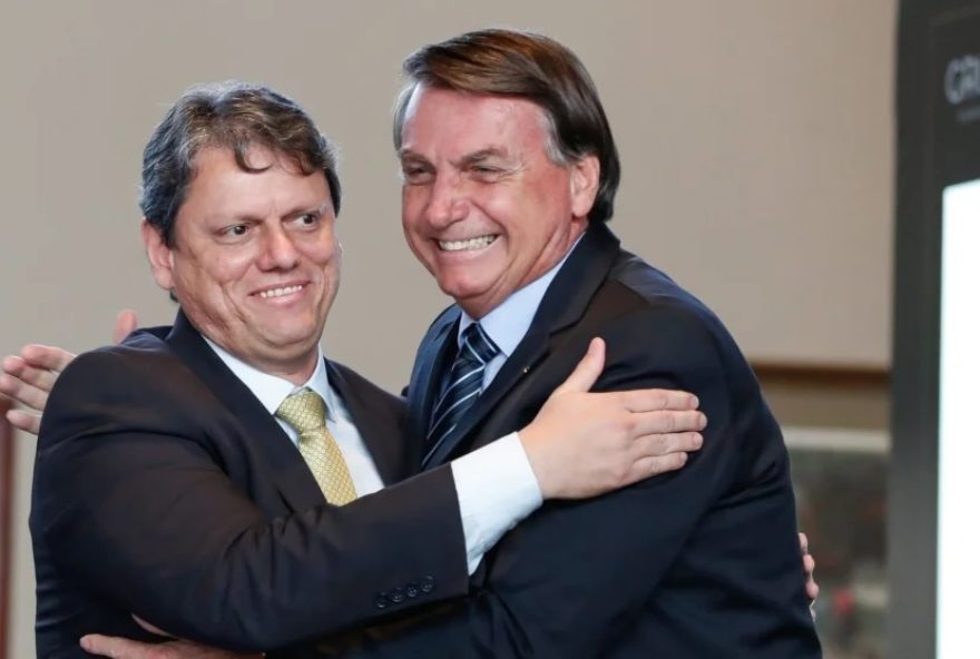 tarcisio-de-freitas-promete-perdao-a-bolsonaro-se-for-eleito-presidente