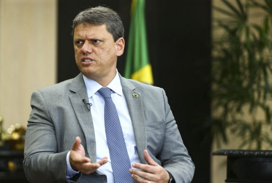 tarcisio-reforca-pedido-de-prisao-domiciliar-para-bolsonaro-em-encontro-com-moraes tarcisio-reforca-pedido-de-prisao-domiciliar-para-bolsonaro-em-encontro-com-moraes