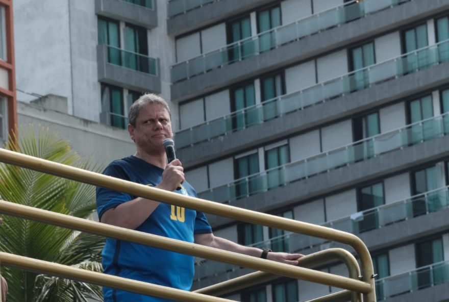 tarcisio-volta-a-brasilia-para-intensificar-pressao-por-anistia-apos-condenacao-de-bolsonaro