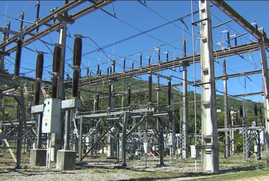tarifa-social-de-energia-eletrica3A-quem-tem-direito-e-como-funciona-a-gratuidade.-novas-regras-ampliam-beneficios-e-descontos.-saiba-mais
