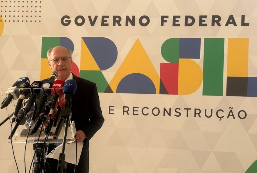 tarifaco-de-trump3A-alckmin-lidera-reunioes-com-governo-e-empresarios-apos-taxacao-de-produtos-brasileiros
