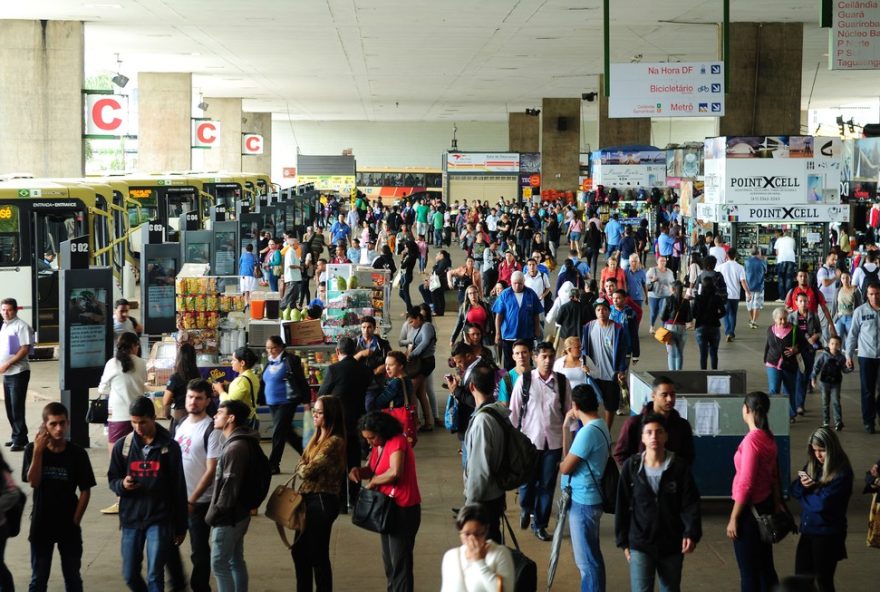 taxa-de-desemprego-em-82C725-no-df3A-gdf-nao-divulga-dados-atualizados-especialistas-alertam-para-impacto-na-economia