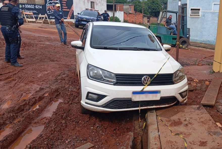 taxista-preso-com-10-kg-de-maconha-em-itarare3B-suspeito-de-trafico-foge