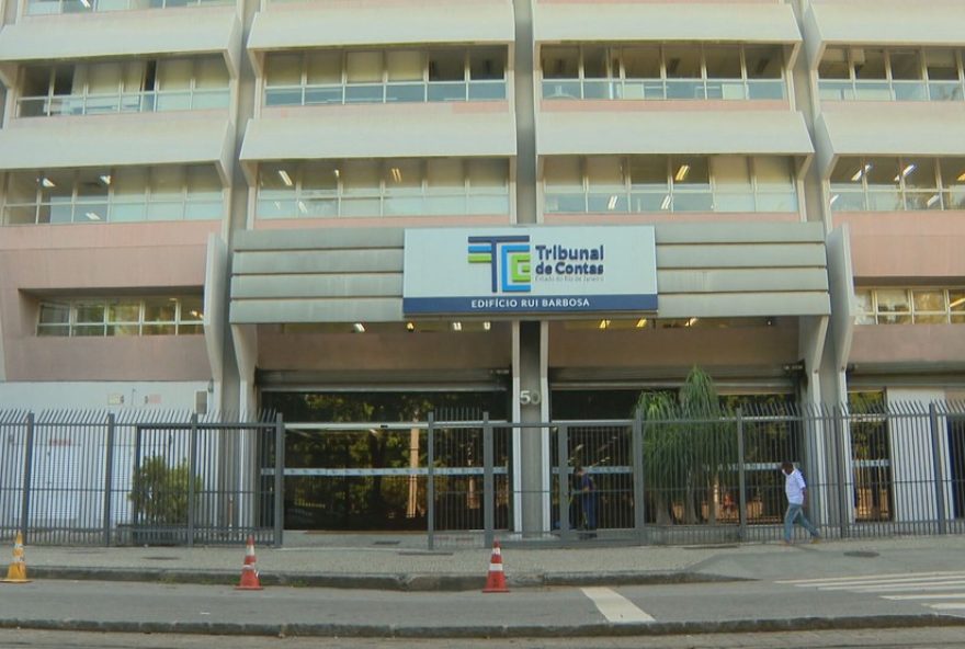 tce-rj-suspende-acordo-de-r24-900-milhoes-da-cedae-para-a-aguas-do-rio3A-falta-de-transparencia-e-risco-ao-erario-estadual