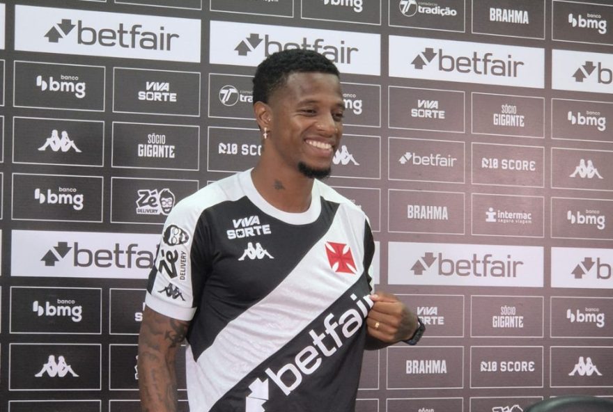 tche-tche-revela-que-usava-camisa-do-vasco-antes-de-ser-contratado3A-22achava-bonita22-novo-reforco-para-a-temporada-2025