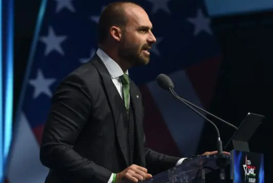 tcu-aciona-camara-para-investigar-eduardo-bolsonaro-por-irregularidades-nos-eua