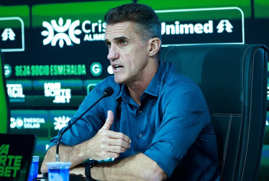 tecnico-confiante3A-goias-busca-progresso-na-serie-b-e-enfrenta-athletico-pr-no-proximo-duelo