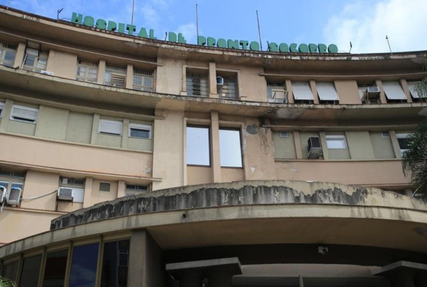 tecnico-de-enfermagem-de-75-anos-e-afastado-por-suspeita-de-importunacao-sexual-no-hps-de-porto-alegre3A-caso-investigado-pela-1a-deam