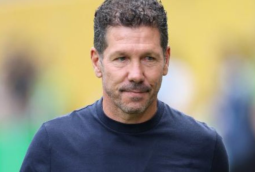 tecnico-do-atletico-de-madrid-elogia-atuacao-do-botafogo-na-final-da-libertadores
