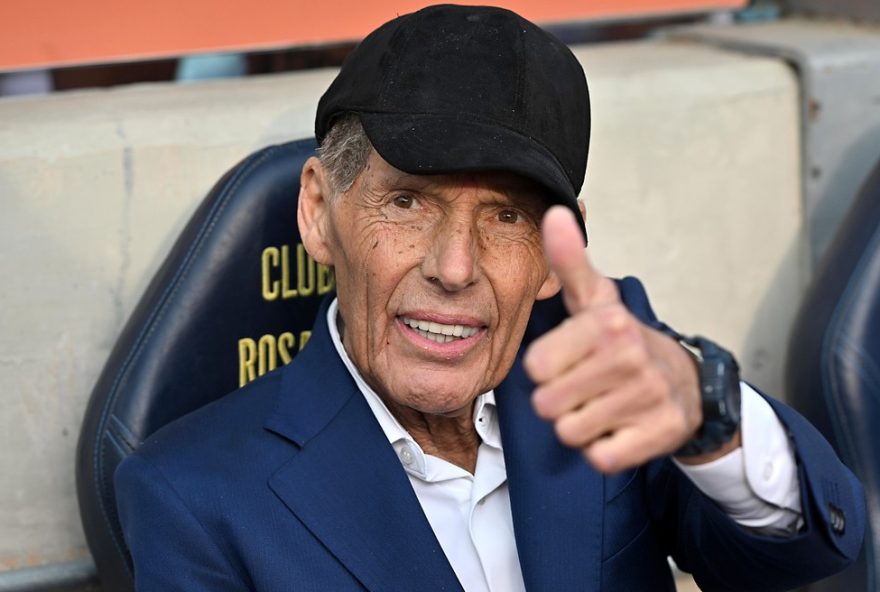 tecnico-do-boca-juniors-sob-cuidados-medicos-em-casa3A-miguel-angel-russo-enfrenta-complicacoes-de-saude