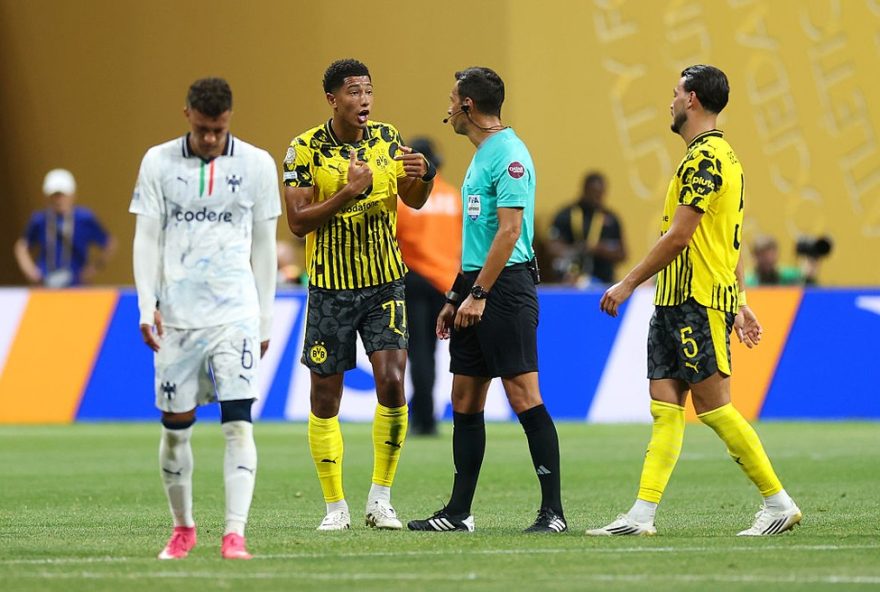 tecnico-do-borussia-revela-preocupacao-com-suspensao-de-bellingham-na-copa-do-mundo-de-clubes
