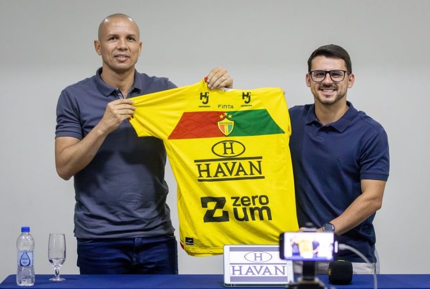 tecnico-do-brusque-mira-montagem-de-elenco-assertivo-para-20263A-novidades-e-preparacao