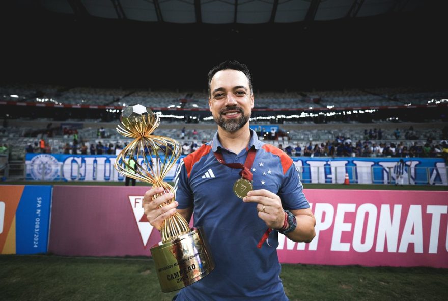 tecnico-do-cruzeiro-esta-entre-os-dez-melhores-do-futebol-feminino-no-mundo3B-confira-lista-da-iffhs tecnico-do-cruzeiro-esta-entre-os-dez-melhores-do-futebol-feminino-no-mundo3B-confira-lista-da-iffhs