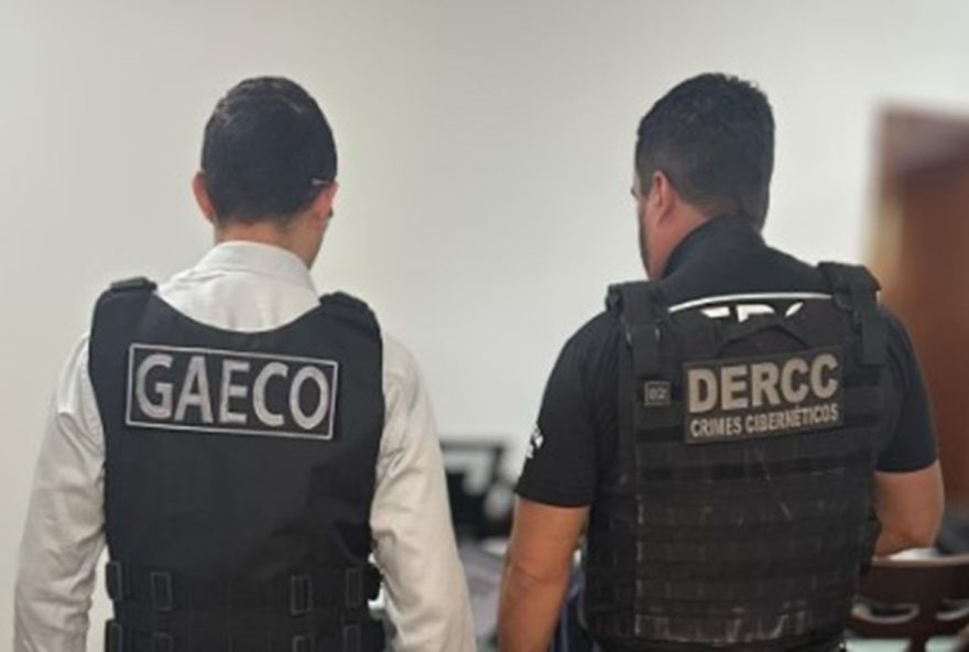 tecnologia-flagra-tres-pedofilos-com-pornografia-infantil-em-operacao-policial