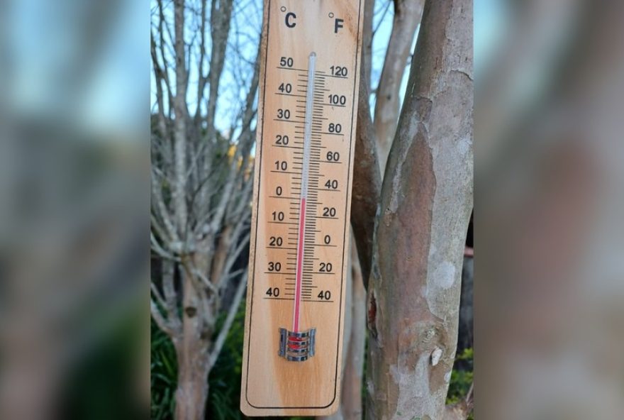 temperaturas-abaixo-de-6degc-em-itapetininga-e-sorocaba3A-geada-e-carros-congelados.-confira-as-minimas-na-regiao