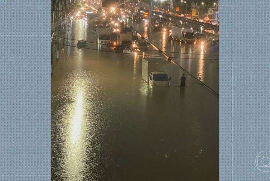 temporal-cauda-destruicao-em-sao-joao-de-meriti3A-moradores-pedem-respostas-e-esperam-investigacao-da-prefeitura