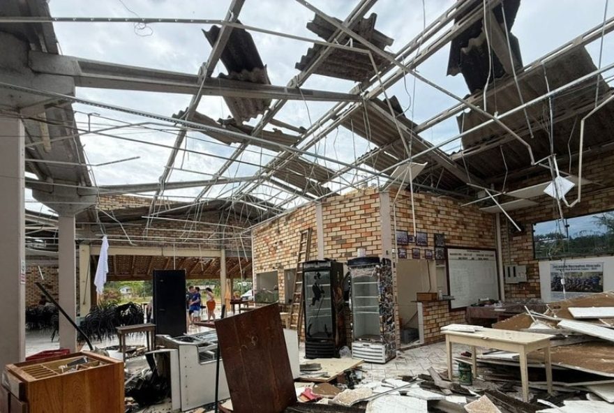 temporal-em-sc3A-vento-forte-destroi-salao-de-festas-em-jaragua-do-sul-prejuizo-de-r24350-mil-e-desafios-de-reconstrucao temporal-em-sc3A-vento-forte-destroi-salao-de-festas-em-jaragua-do-sul-prejuizo-de-r24350-mil-e-desafios-de-reconstrucao