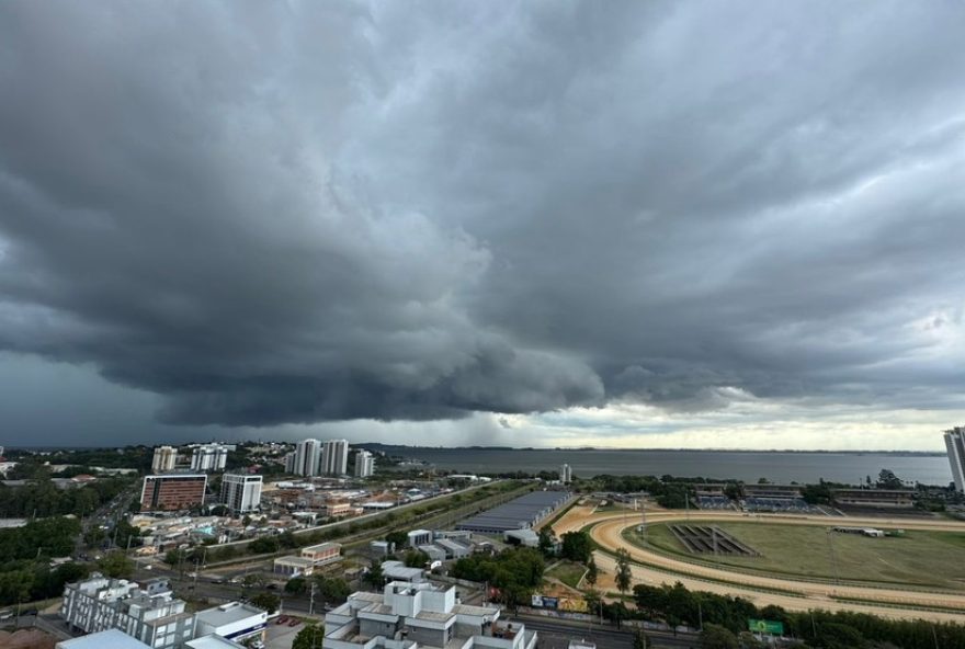 temporal-no-rio-grande-do-sul3A-chuva-de-granizo-atinge-regiao-da-grande-porto-alegre temporal-no-rio-grande-do-sul3A-chuva-de-granizo-atinge-regiao-da-grande-porto-alegre