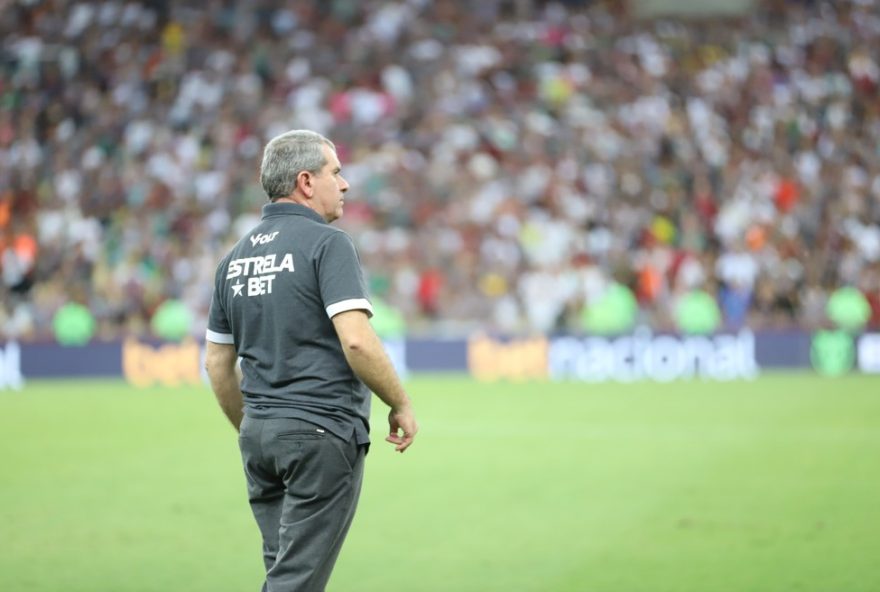 tencati-destaca-postura-do-criciuma-em-jogo-contra-o-fluminense3A-22sao-mais-tres-finais22-atualizacoes-sobre-o-time-e-proximos-confrontos