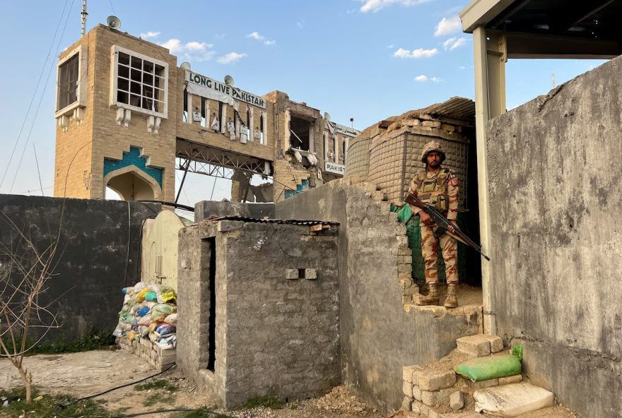 tensoes-entre-paquistao-e-afeganistao3A-eua-apoiam-direito-de-autodefesa-em-meio-a-confrontos tensoes-entre-paquistao-e-afeganistao3A-eua-apoiam-direito-de-autodefesa-em-meio-a-confrontos