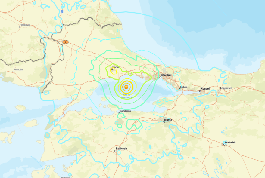 terremoto-de-magnitude-62C2-atinge-costa-de-istambul-na-turquia