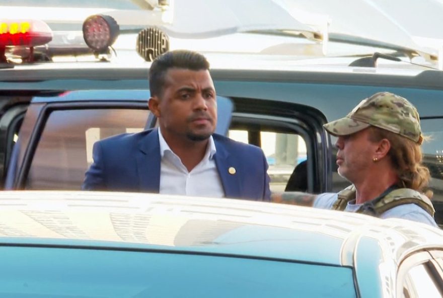 th-joias2C-deputado-estadual-pelo-mdb2C-preso-por-trafico-e-ligacao-com-comando-vermelho