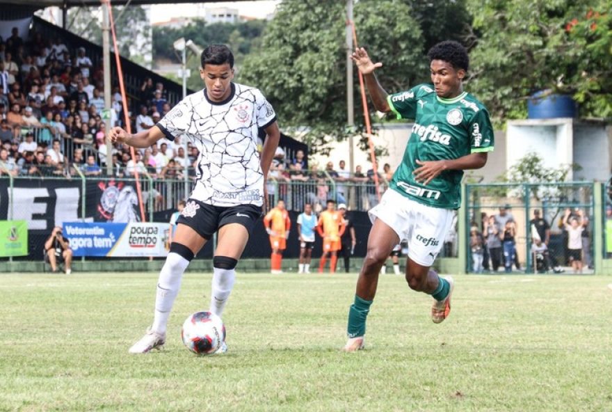 times-de-futebol-exigem-exclusao-do-corinthians-da-copa-votorantim-sub-15