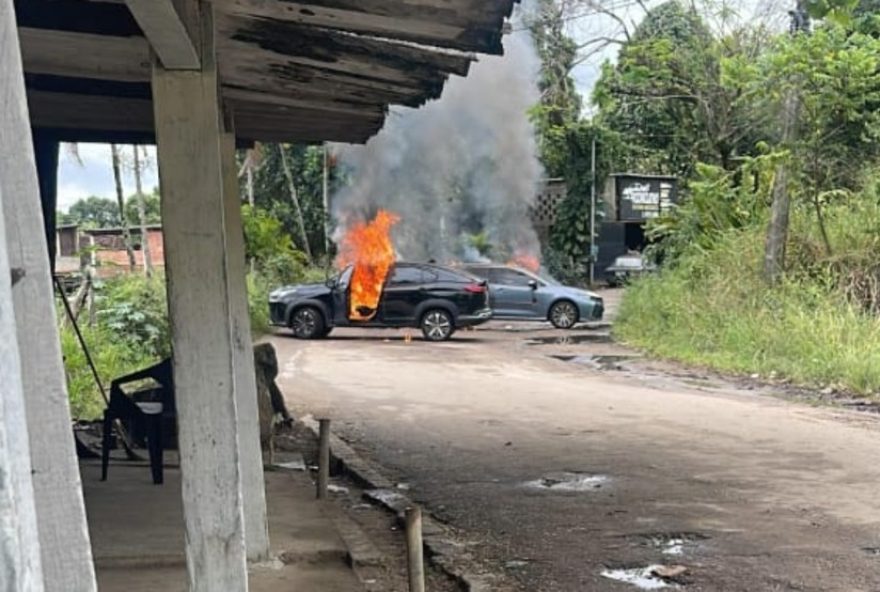 tiroteio-assusta-moradores-na-carobinha2C-zona-oeste-do-rio3A-confronto-entre-criminosos-gera-tensao-na-comunidade