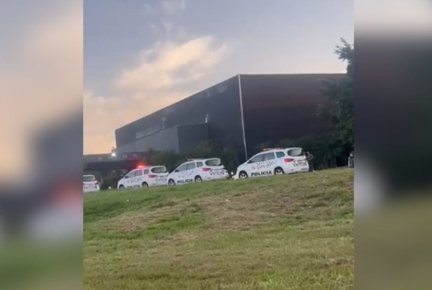 tiroteio-deixa-cinco-feridos-em-estacionamento-de-festa-em-vera-cruz-sp