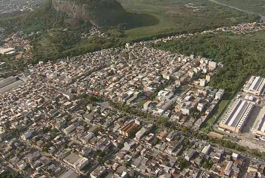 tiroteio-na-gardenia-azul-deixa-dois-feridos-e-expoe-necessidade-de-seguranca-no-rio