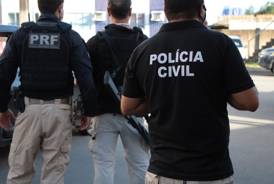 tiroteio-no-porto-das-sardinhas3A-homem-morre-e-mae-com-filho-sao-baleados-em-salvador-ultimas-informacoes-e-atualizacoes-no-g1-bahia