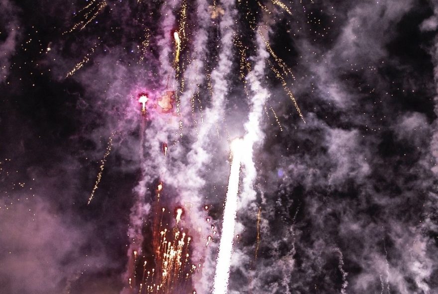 torcida-do-racing-faz-festa-no-estadio-para-incentivar-elenco-antes-de-jogo-contra-o-flamengo3A-jogadores-aplaudem-iniciativa