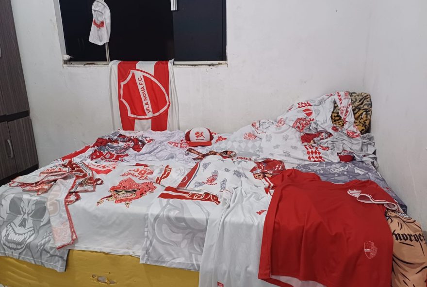 torcida-organizada-do-vila-nova3A-membros-presos-em-acao-policial