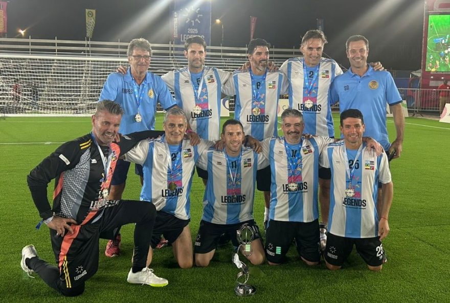 torneio-de-lendas-internacionais-em-curacao3A-argentina-campea2C-brasil-eliminado-na-primeira-fase3B-confira-os-destaques