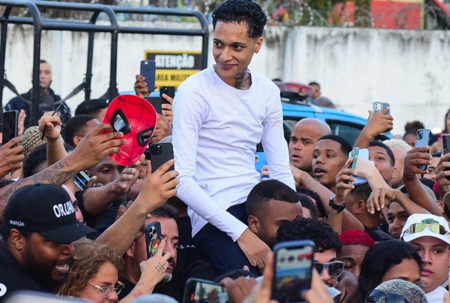 tornozeleira-eletronica-de-cantor-oruam-e-desligada-e-juiza-emite-pedido-de-prisao tornozeleira-eletronica-de-cantor-oruam-e-desligada-e-juiza-emite-pedido-de-prisao