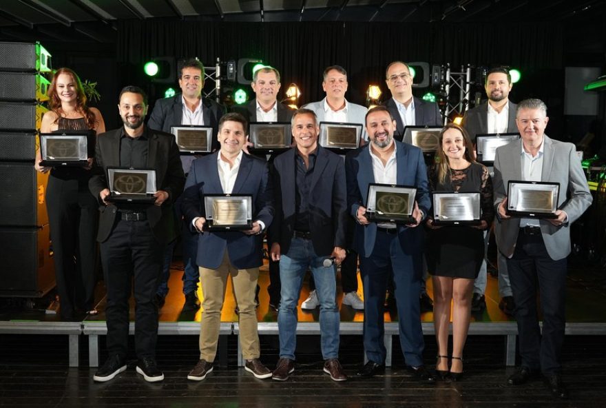 toyopar-londrina3A-eleita-a-melhor-concessionaria-toyota-do-brasil-2025