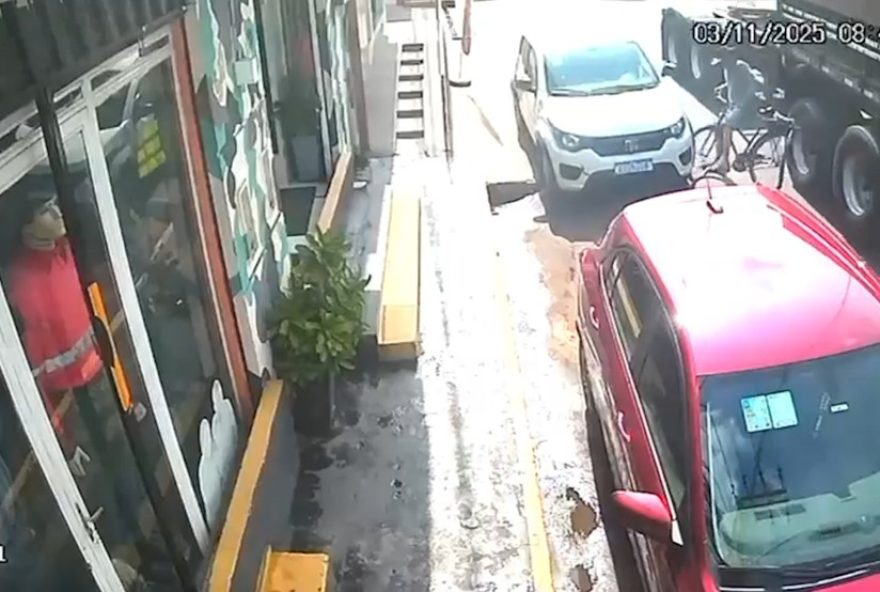 tragedia-em-pedreiras3A-idoso-em-bicicleta-morre-atropelado-por-carreta tragedia-em-pedreiras3A-idoso-em-bicicleta-morre-atropelado-por-carreta