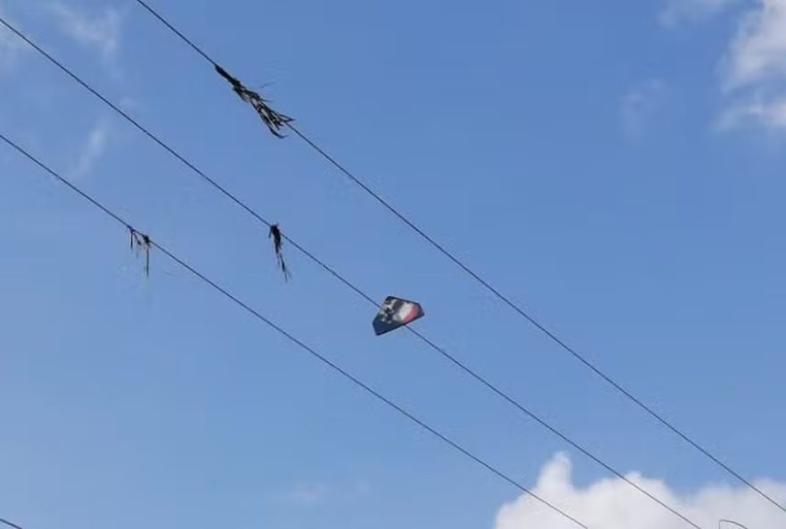 tragedia-em-timon3A-jovens-morrem-em-acidente-por-descarga-eletrica-ao-tentar-resgatar-pipa-importancia-da-seguranca-eletrica