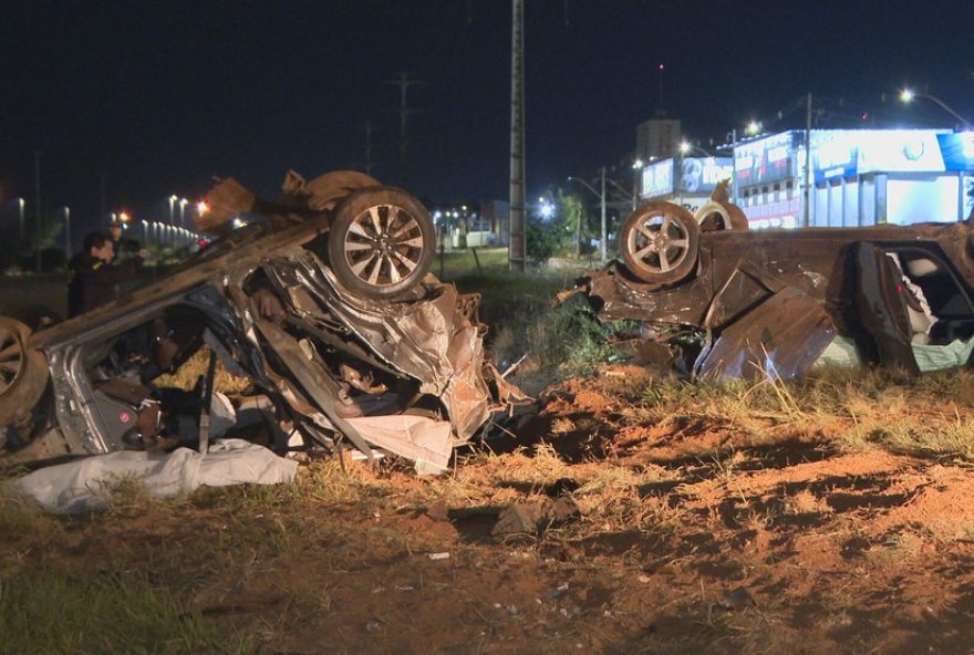 tragedia-na-br-060-proximo-a-samambaia3A-acidente-fatal-resulta-em-duas-mortes-e-alerta-para-seguranca-no-transito