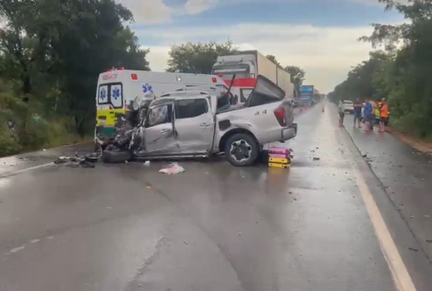 tragedia-na-br-153-em-goias3A-colisao-fatal-deixa-duas-pessoas-adultas-e-uma-crianca-mortas.-importancia-da-seguranca-viaria