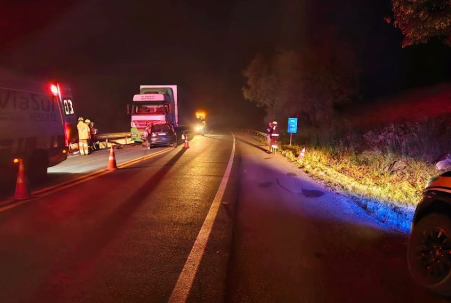 tragedia-na-br-3863A-duas-pessoas-morrem-e-tres-ficam-gravemente-feridas tragedia-na-br-3863A-duas-pessoas-morrem-e-tres-ficam-gravemente-feridas