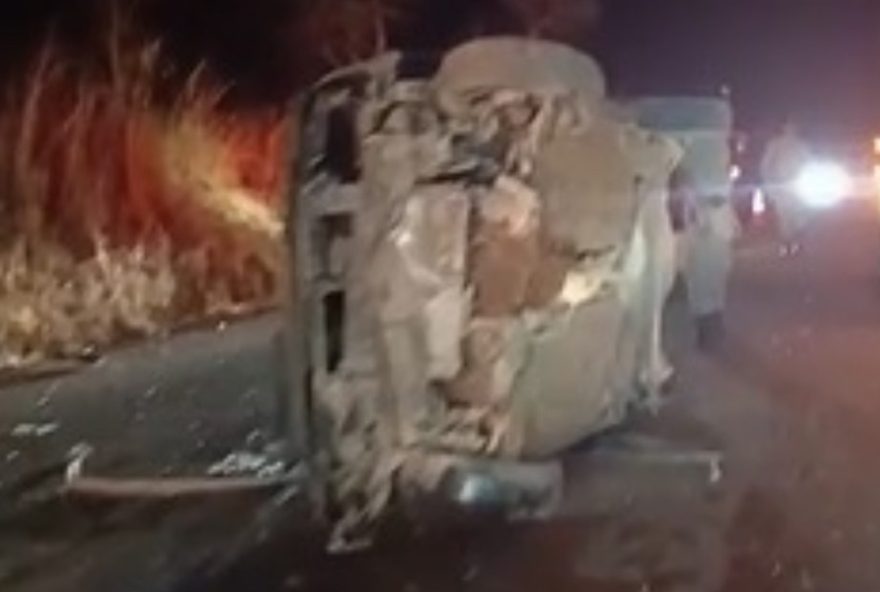tragedia-na-go-1103A-tres-mortos-em-acidente-em-goias-policia-investiga-incidente-entre-sao-domingos-e-divinopolis