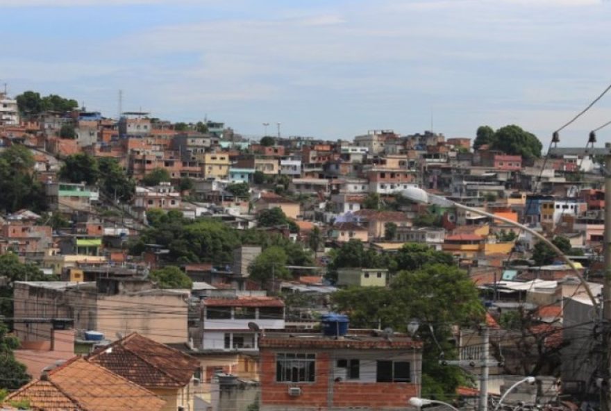 tragedia-na-zona-norte-do-rio3A-mulher-mantem-corpo-da-filha-em-casa.-populacao-pede-justica-e-alerta-para-saude-mental