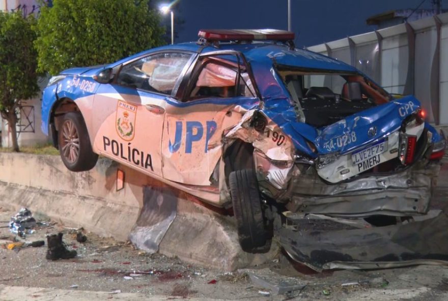 tragico-acidente-na-linha-amarela-no-rj3A-policial-militar-morta-e-agente-ferido