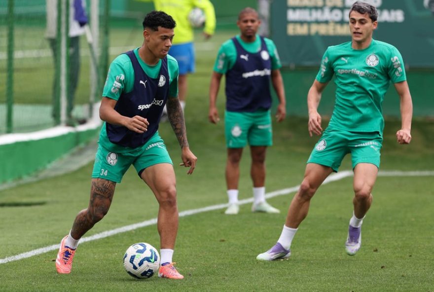 treino-do-palmeiras3A-khellven-e-sosa-se-recuperam-e-ataque-tera-reforco
