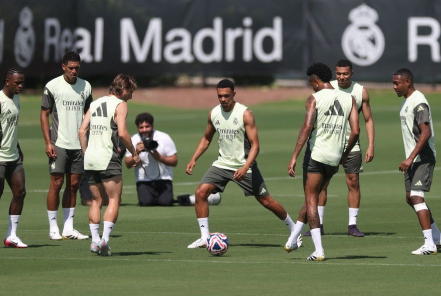 trent-alexander-arnold-chega-ao-real-madrid-com-expectativas-altas-para-a-copa-do-mundo-de-clubes