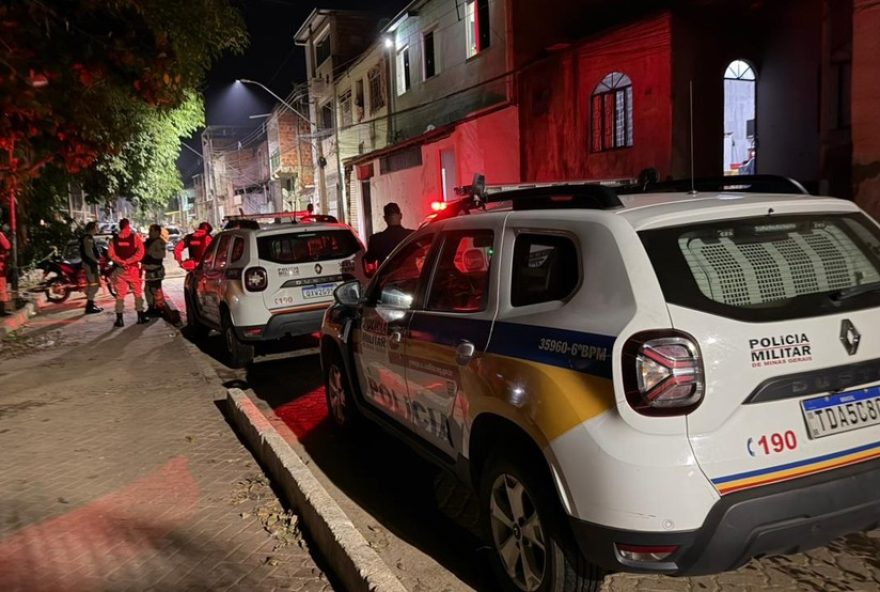 tres-jovens-sao-mortos-em-tiroteio-no-bairro-jardim-ipe2C-governador-valadares3A-um-ferido-grave.-investigacao-em-progresso tres-jovens-sao-mortos-em-tiroteio-no-bairro-jardim-ipe2C-governador-valadares3A-um-ferido-grave.-investigacao-em-progresso