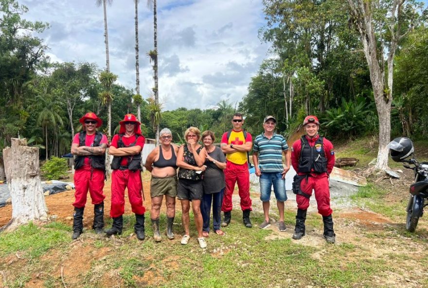 tres-mulheres-resgatadas-apos-20-horas-perdidas-em-mata-no-litoral-do-parana3A-dicas-de-seguranca-para-evitar-acidentes-e-riscos tres-mulheres-resgatadas-apos-20-horas-perdidas-em-mata-no-litoral-do-parana3A-dicas-de-seguranca-para-evitar-acidentes-e-riscos