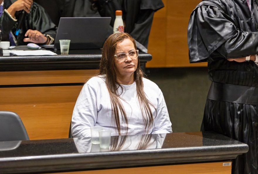 tribunal-do-juri-condena-cintia-mariano-a-49-anos-por-envenenar-enteados tribunal-do-juri-condena-cintia-mariano-a-49-anos-por-envenenar-enteados